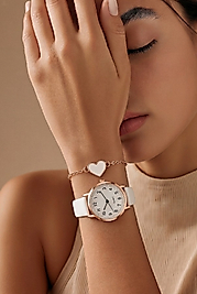 Kadın Rose Gold Beyaz Deri Kordonlu Saat ve Kalp Figürlü Zincir Bileklik Seti